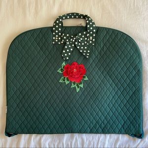 Hanging Travel Garment Bag. Quilted.